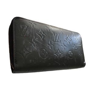 Louis Vuitton monogram sarah wallet
